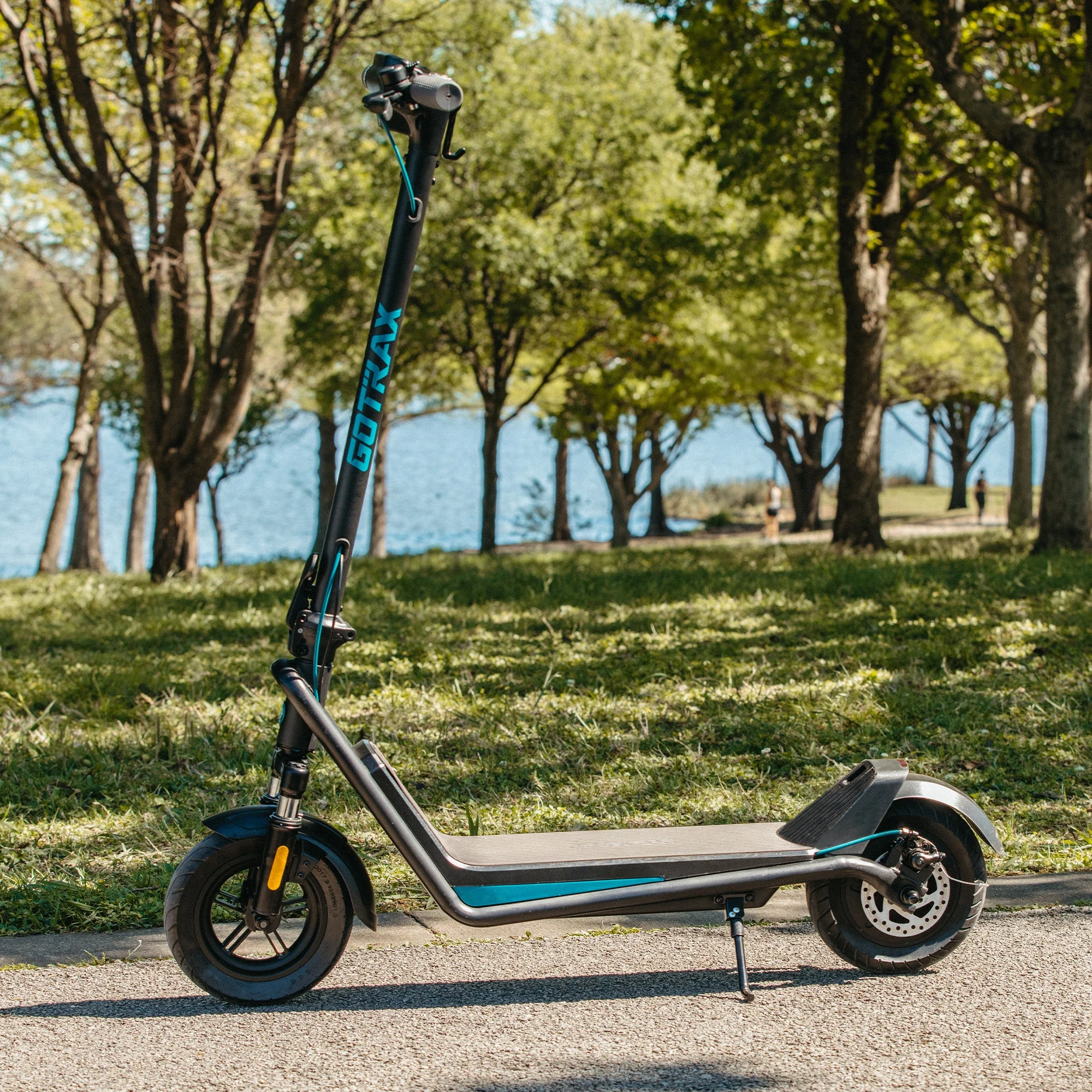 G3 Pro Electric Scooter - Image 3