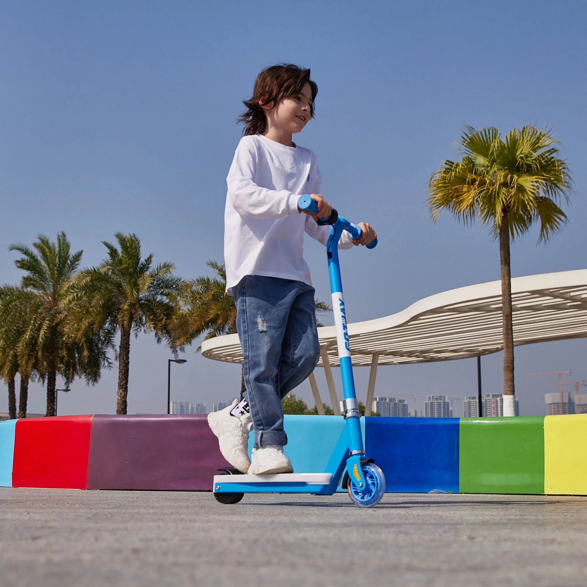Scout Pro Electric Scooter for Kids - Image 2